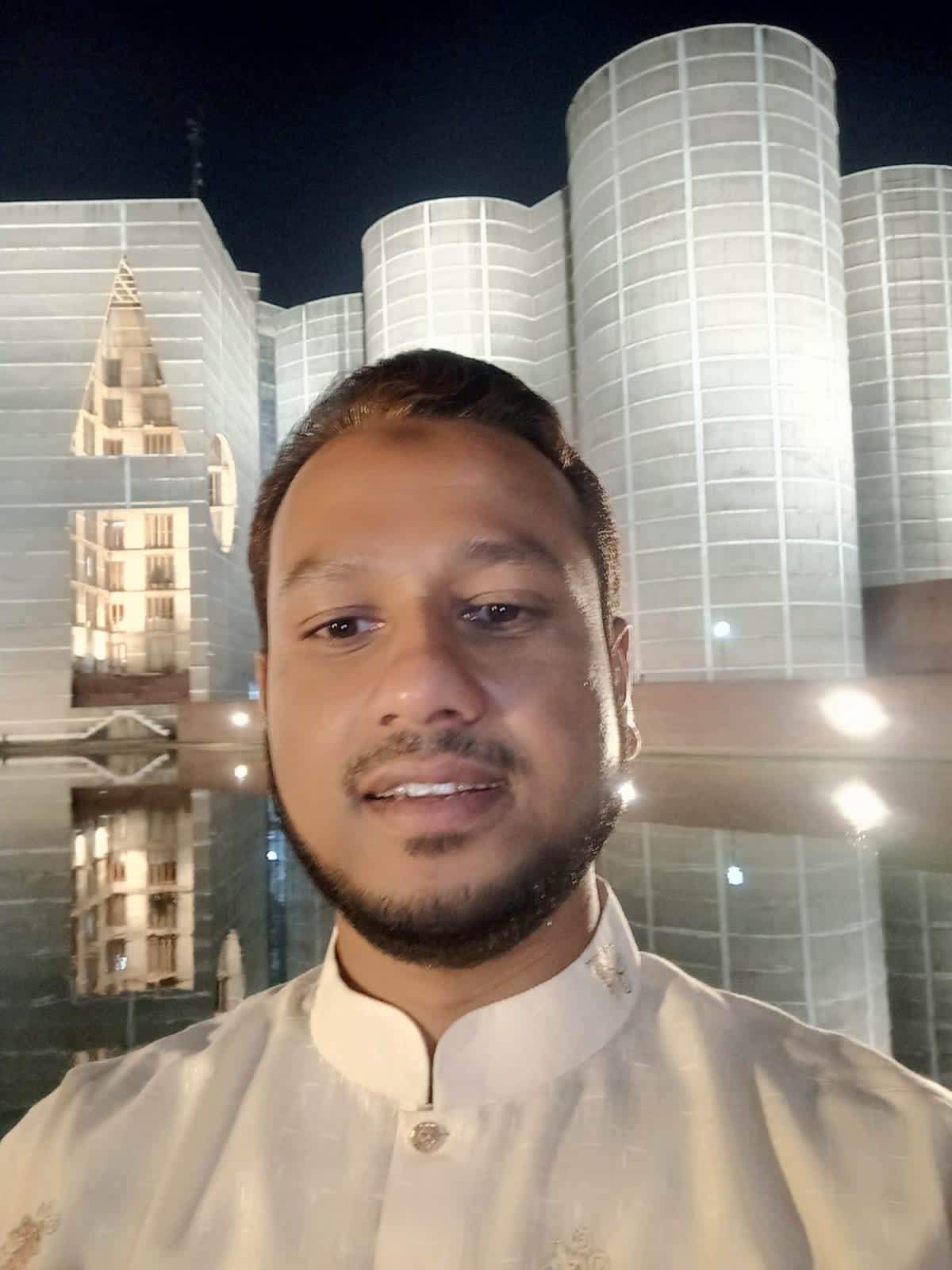 received_4588129051312305
