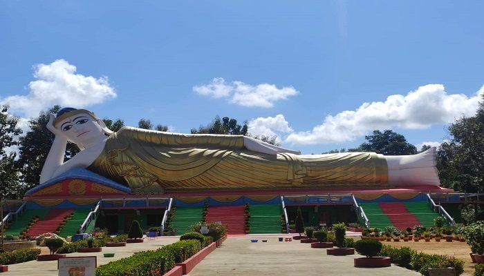 ‘সিংহশয্যা বুদ্ধমূর্তি’